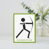 Carte Postale Archer avec son arc noir, tir à l'arc vert vertica (Debout devant)