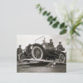 Carte Postale Arrêt de voiture (Debout devant)