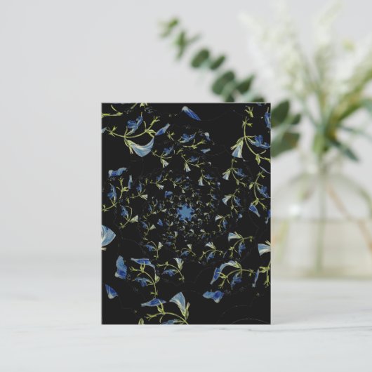 Carte Postale Art fractal bleu et noir Sage (Debout devant)