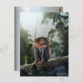 Carte Postale Asiatique Boy Fishing (Devant / Derrière)