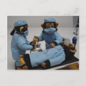 Carte Postale Assistant chirurgien (Devant)