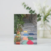 Carte Postale Attente d'une table (Debout devant)