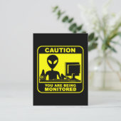 Carte Postale Attention ! vous êtes surveillé (Debout devant)