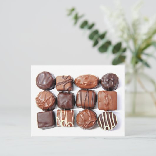 Carte postale au chocolat (Debout devant)