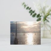 Carte Postale Au coucher du soleil (Debout devant)