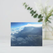 Carte Postale Au-dessus de la tempête (Debout devant)