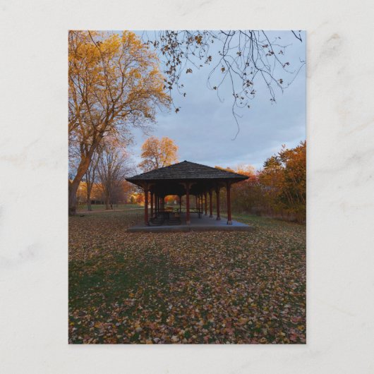 Carte Postale Automne canadien et une pagode  (Devant)