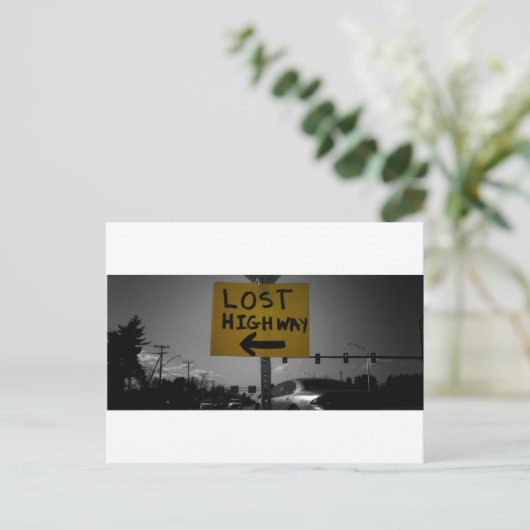 Carte postale Autoroute Perdue (Debout devant)