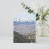 CARTE POSTALE AUX MONTAGNES (Debout devant)