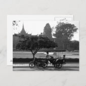 Carte Postale Avant le musée B&W (Devant / Derrière)