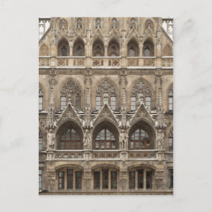 Carte postale avec architecture de renouveau gothi