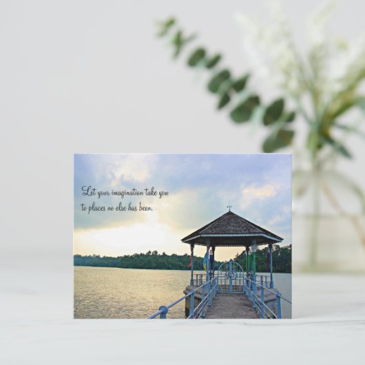 Carte postale avec devis (Debout devant)