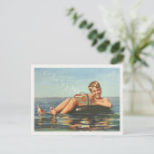 Carte postale avec Garçon Vintage sur l'océan (Debout devant)