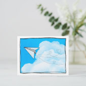 Carte Postale Avions en papier  (Debout devant)