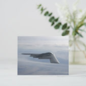 Carte Postale B-2 Spirit - Bombe furtive (Debout devant)