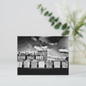 Carte Postale B&W Brighton Beach Huts (Debout devant)