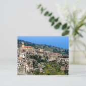 Carte postale Badolato, Italie (Debout devant)