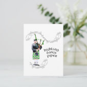 Carte Postale Bagpiper de gentillesse dans Green Kilt (Debout devant)