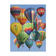 Ballons à air chaud coloré bondés