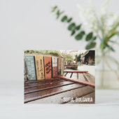 Carte Postale Banc de bibliothèque à Sofia, Bulgarie (Debout devant)