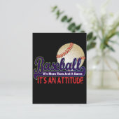 CARTE POSTALE BASEBALL - C'EST PLUS QU'UN JEU (Debout devant)