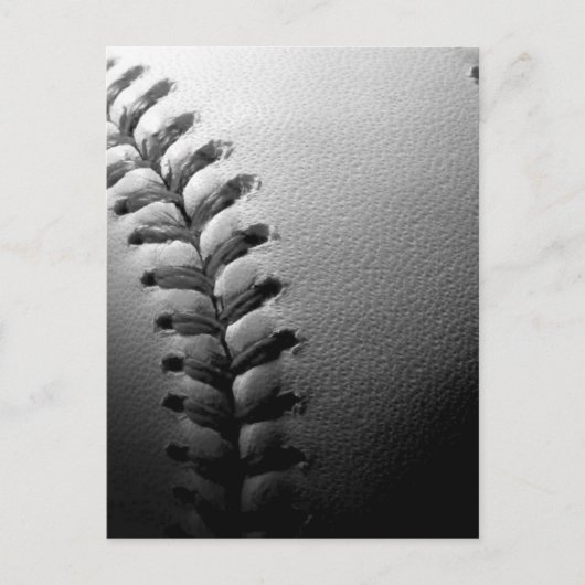 Carte Postale Baseball en noir et blanc en gros plan (Devant)