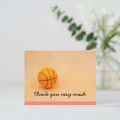 Carte Postale Basket-ball merci avec basket-ball sur orange (Debout devant)