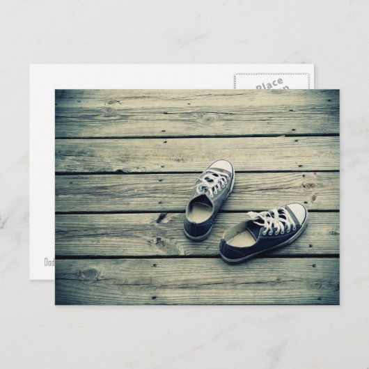 CARTE POSTALE BASKETS SUR PIED (Devant / Derrière)