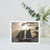 Carte Postale Bateau à voile à Sunset (Debout devant)