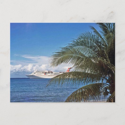 Carte Postale Bateau de croisière carnavalesque amarré à Grand C (Devant)