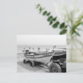 Carte Postale "Bateau de pêche" (Debout devant)