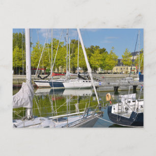 Carte Postale Bateaux à voile dans le port de Vannes en France
