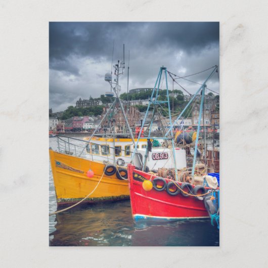 Carte Postale Bateaux de pêche dans le port d'Oban (Devant)