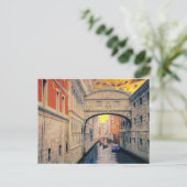 Carte Postale Bâtiment de la gondole de la voie navigable de Ven (Debout devant)