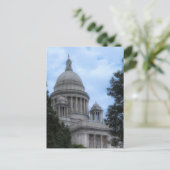 Carte Postale Bâtiment de Providence (Debout devant)