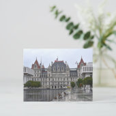 Carte Postale Bâtiment du Capitole de l'État de New York (Debout devant)