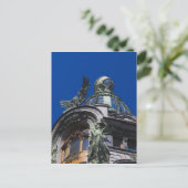 Carte Postale Bâtiment Singer, détail (Debout devant)