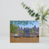 Carte Postale Bâtiments et canal à Amsterdam, Pays-Bas (Debout devant)