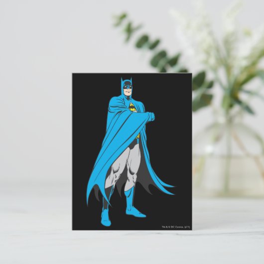 Carte Postale Batman Stands 2 2 (Debout devant)