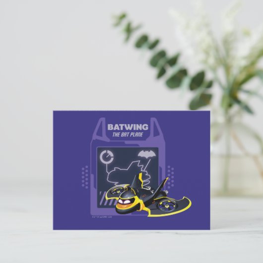 Carte Postale Batwheels™ Batwing - L'avion de Batman (Debout devant)