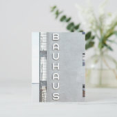 Carte Postale Bauhaus (Dessau) (Debout devant)