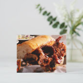 Carte Postale BBQ Brisket Sandwich (Debout devant)