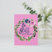 Carte Postale Be Still And Know Pink Floral Bible Vers (Debout devant)