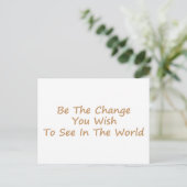 Carte Postale Be the Change jaune (Debout devant)
