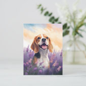 Carte Postale Beagle dans le champ Lavender (Debout devant)