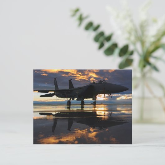 Carte Postale Beau avion (Debout devant)