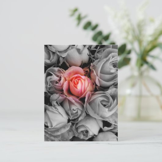 Carte Postale Beauté unique (Debout devant)