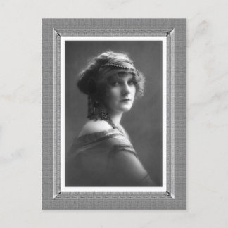 Carte Postale Beauté vintage - Tzigane - en noir et blanc