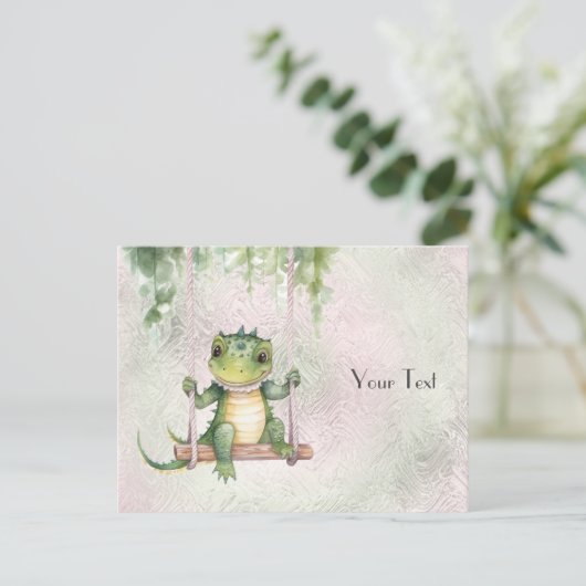 Carte postale bébé crocodile (Debout devant)