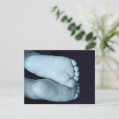 Carte Postale Bébé mignon Pieds Bébé bleu (Debout devant)